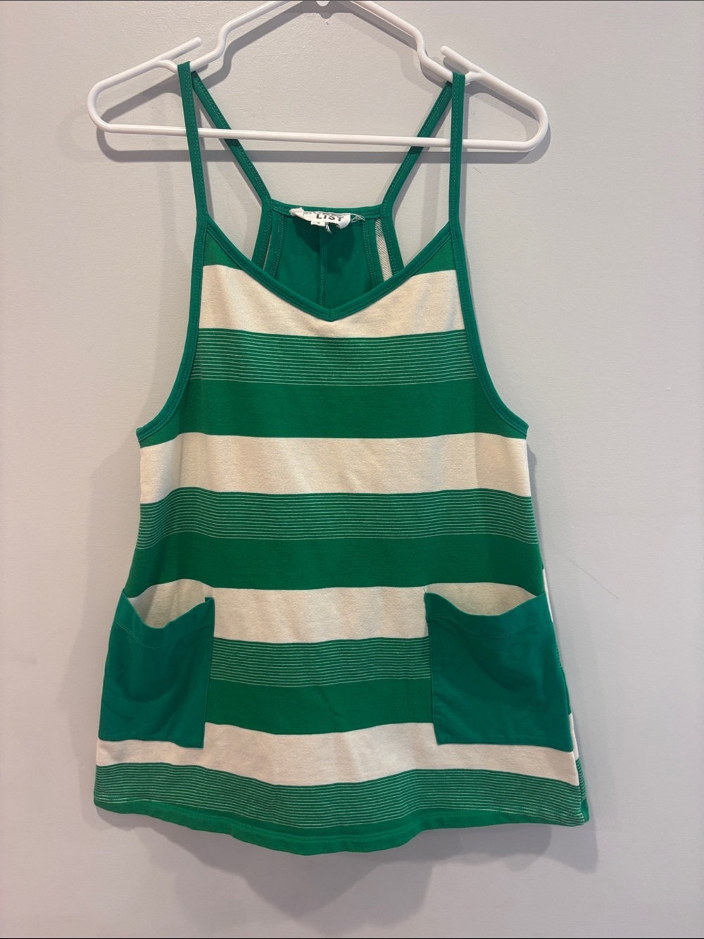 BUCKETLIST Green and White Striped Pocket Romper ptp 17.5 length 30 retail $59 - Picture 3 of 7